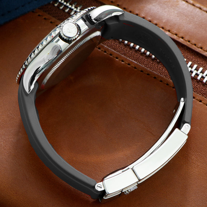 Black Rubber Deployant Strap on Rolex Yacht-Master