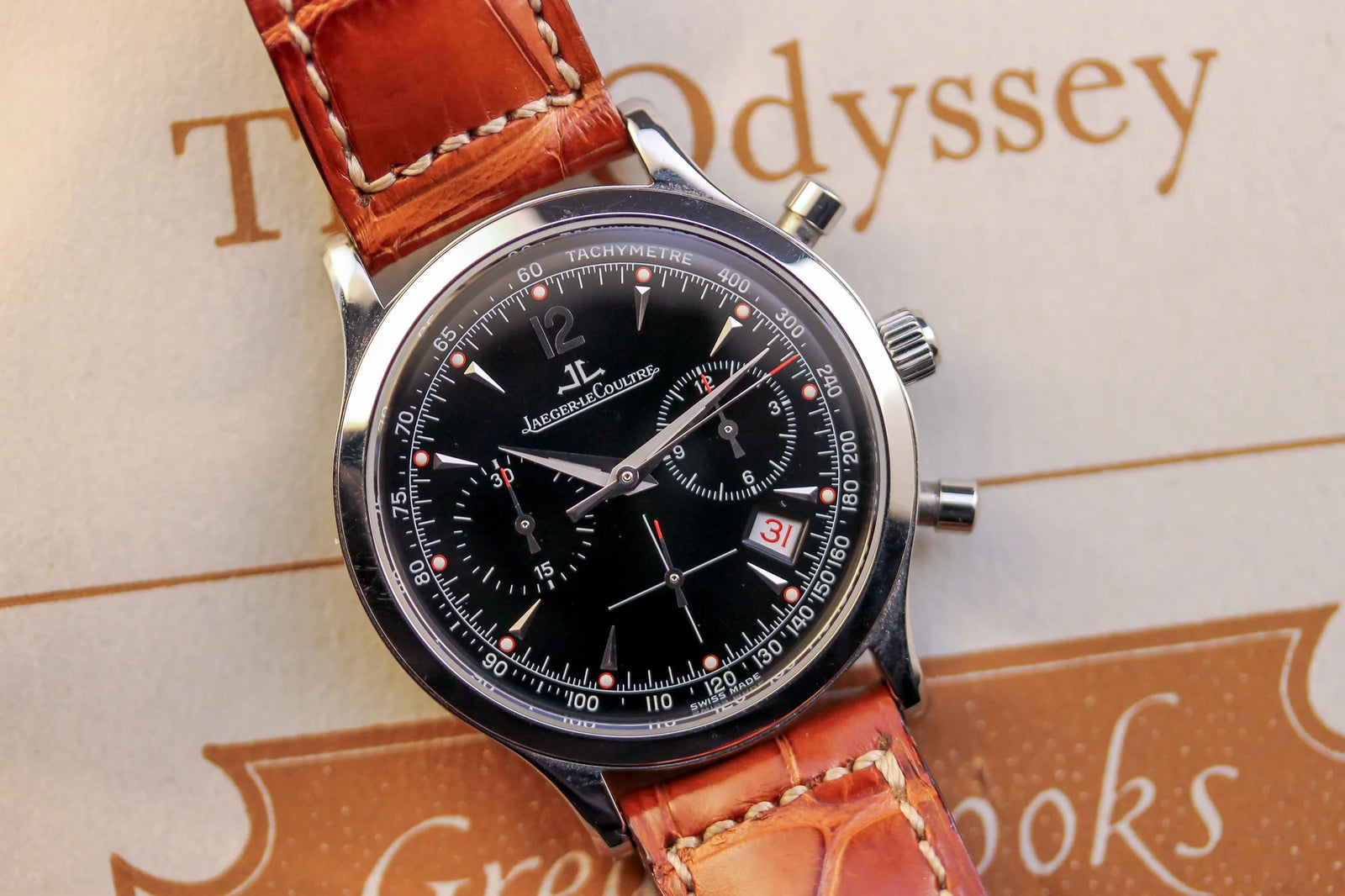 What is a Meca Quartz Watch History Mechanics and Examples Everest Bands