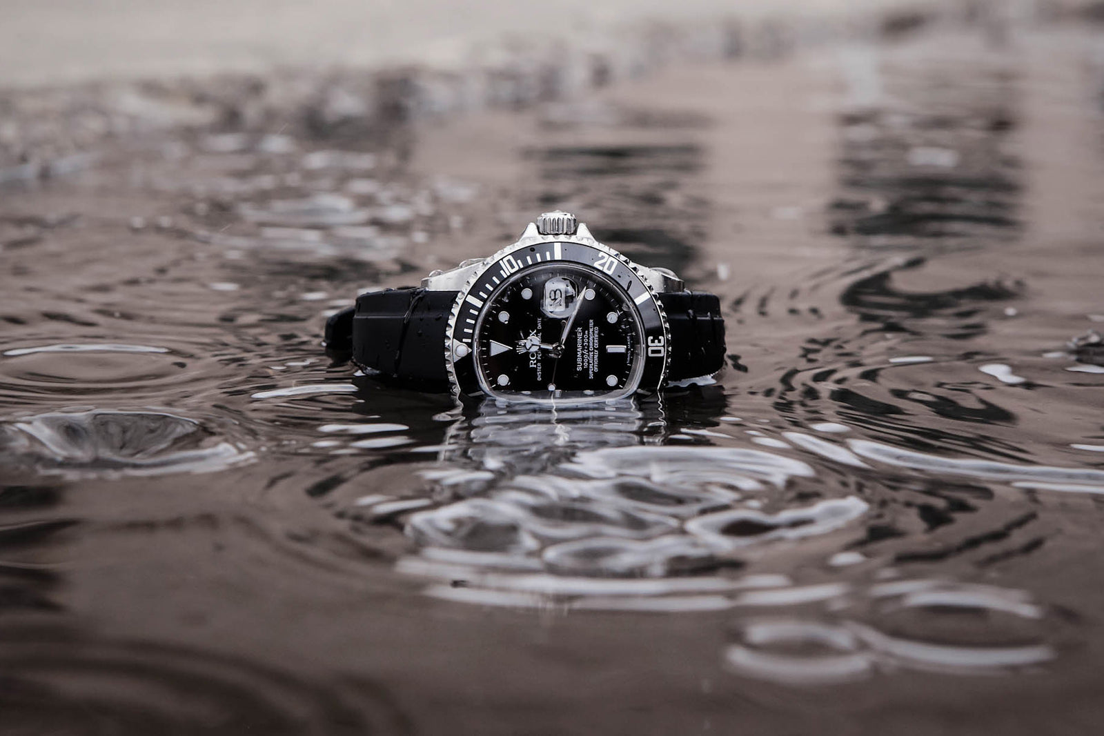 Steel vs Strap | Everest Bands