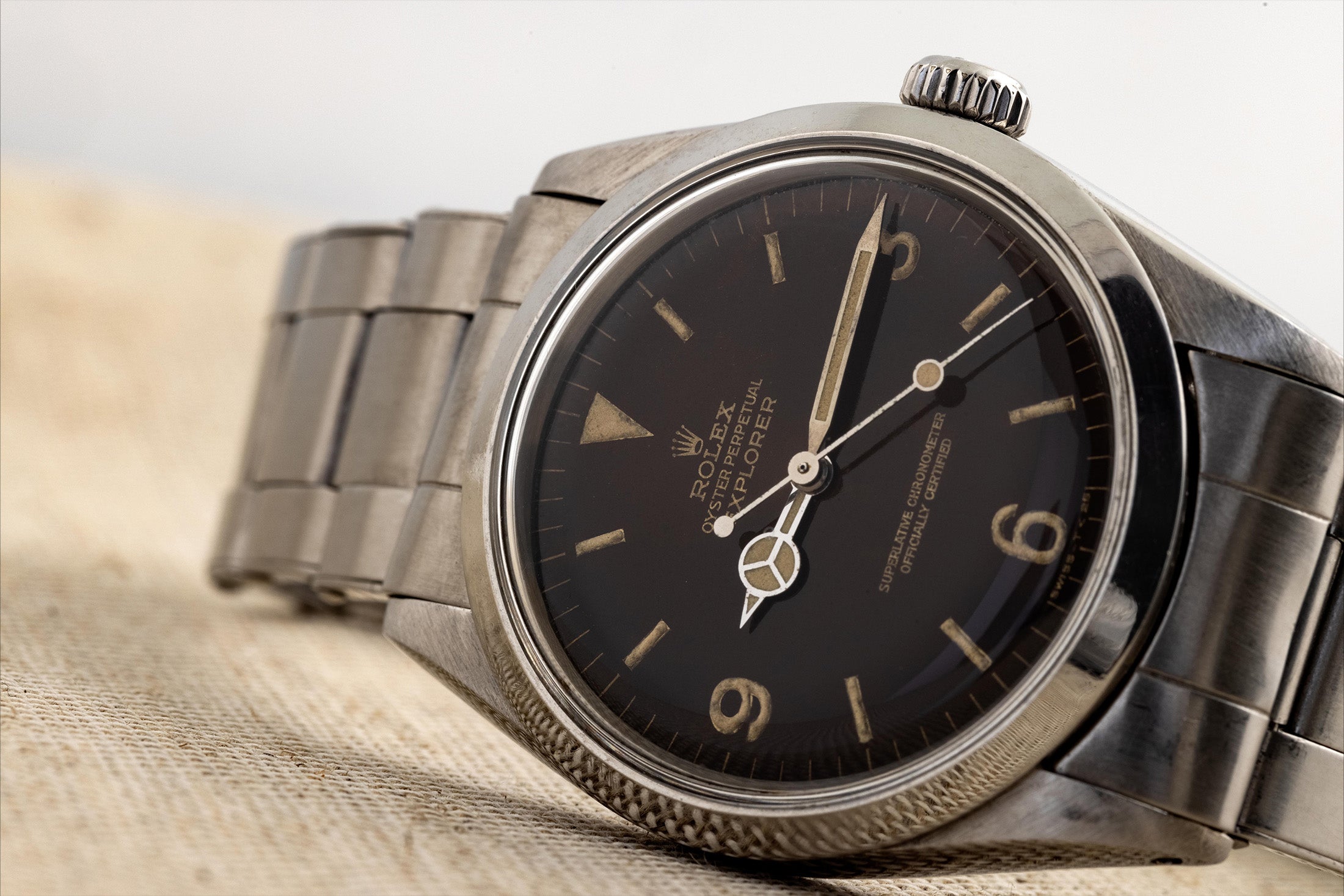 Do We Need Exploration Watches? | Everest Bands