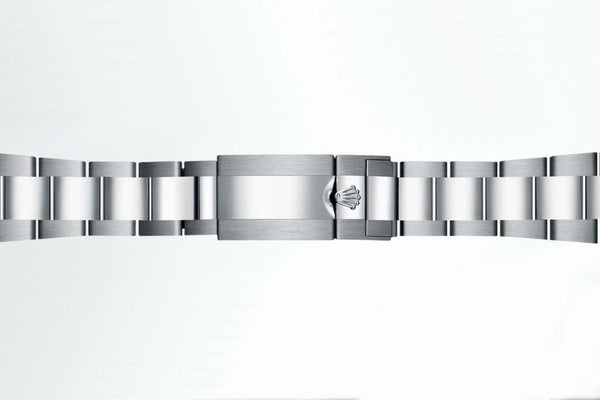 Oyster Bracelet Part 1: Rolex Oyster Link Evolved from Hollow Center Link to Solid Center Link