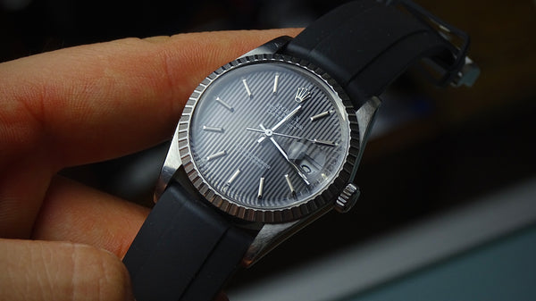 Review of the Everest Universal Curved End Rubber Strap