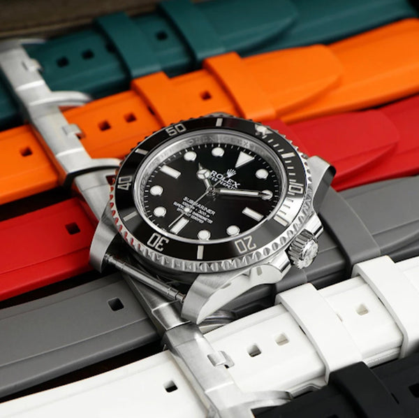 14 Celebrities Who Rock Rubber Straps on Their Watches