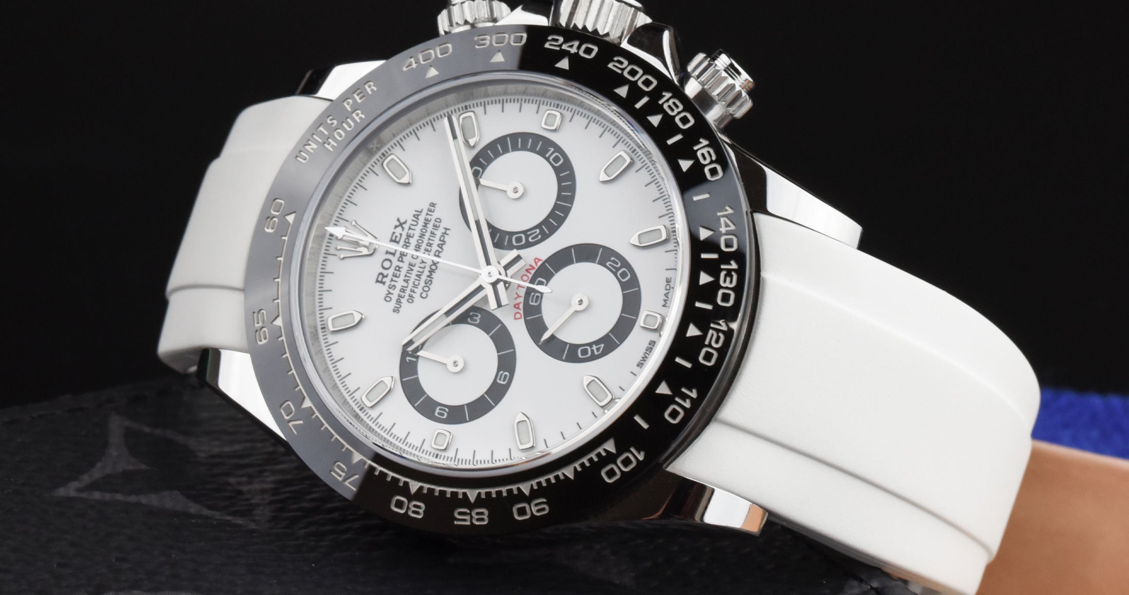 White Rubber strap on Rolex Daytona